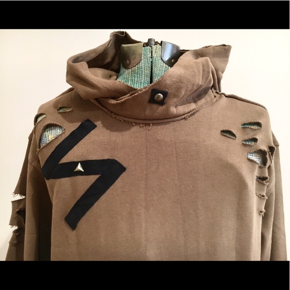 🔴 French Terry Distressed Pullover Hoodie NWT - Picture 4 of 6